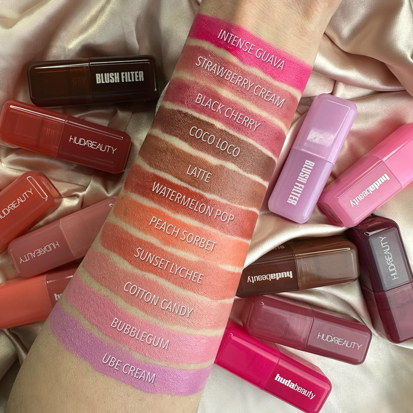 Huda Beauty Blush Filter Soft  - Beauty Huda Makeup recensione e prezzo